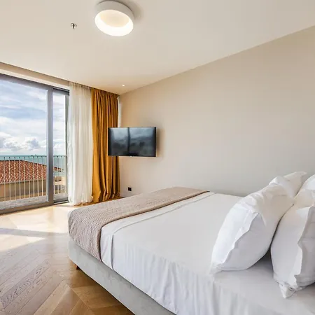 Hotel Premium Selection Golem (Tirana)
