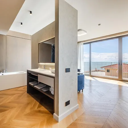 Hotel Premium Selection Golem (Tirana)