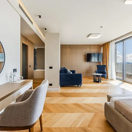 Hotel Premium Selection 4*